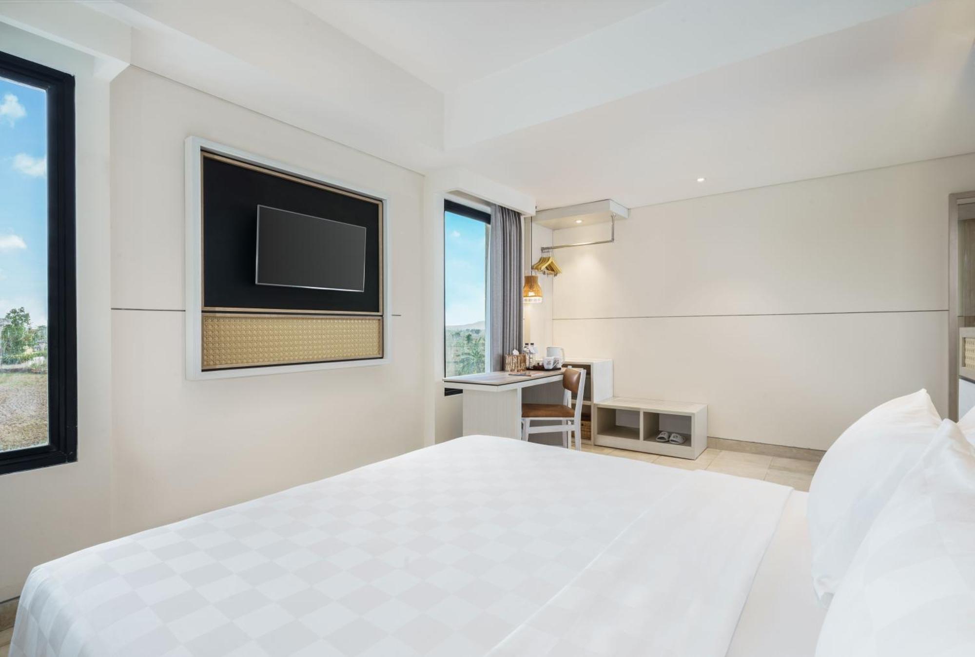 Hotel Swiss-Belcourt Lombok Praya Exterior foto