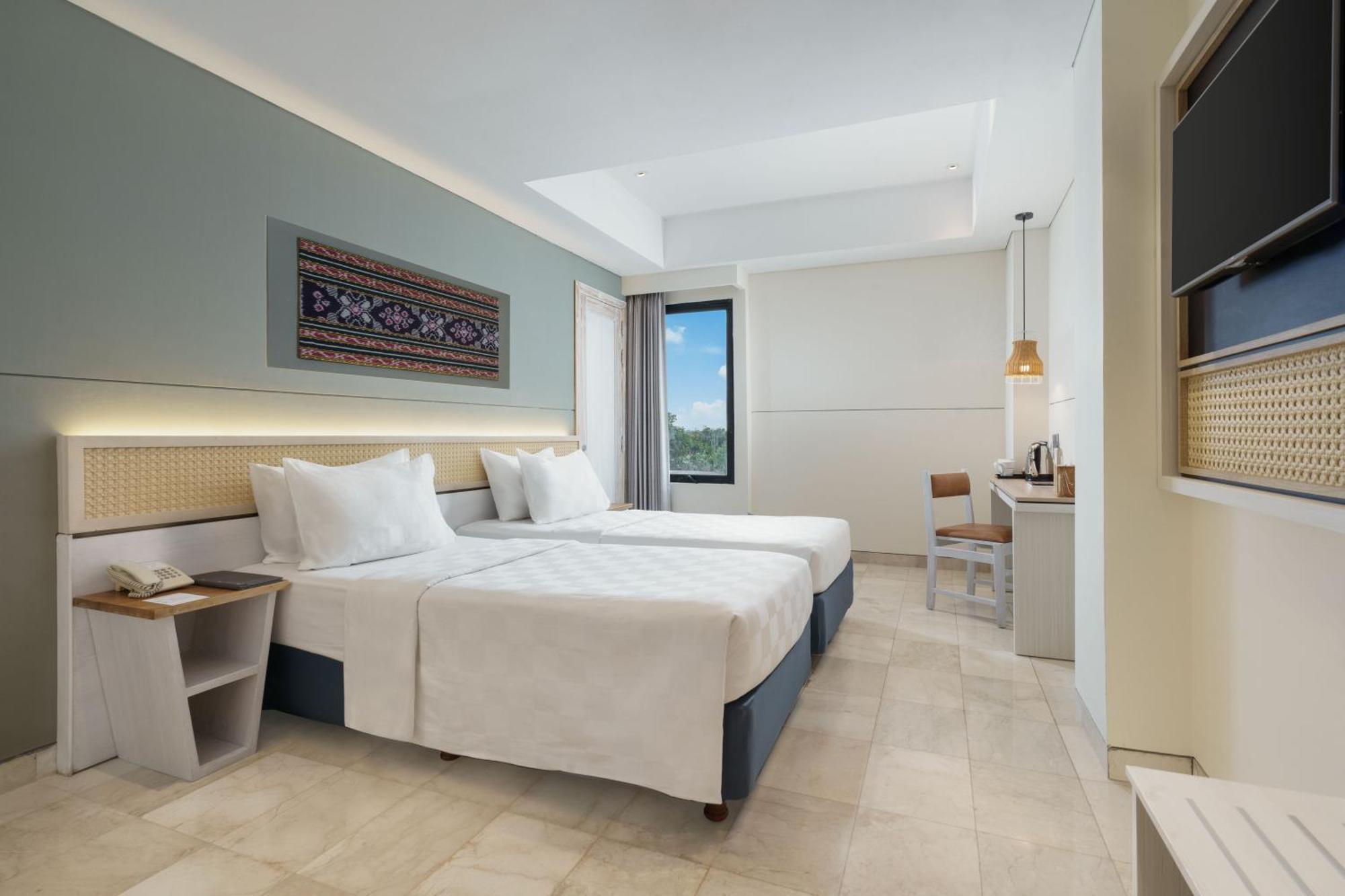 Hotel Swiss-Belcourt Lombok Praya Exterior foto
